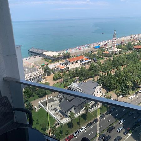 Orbi Sea Towers Apart Hotel Batumi Exterior photo